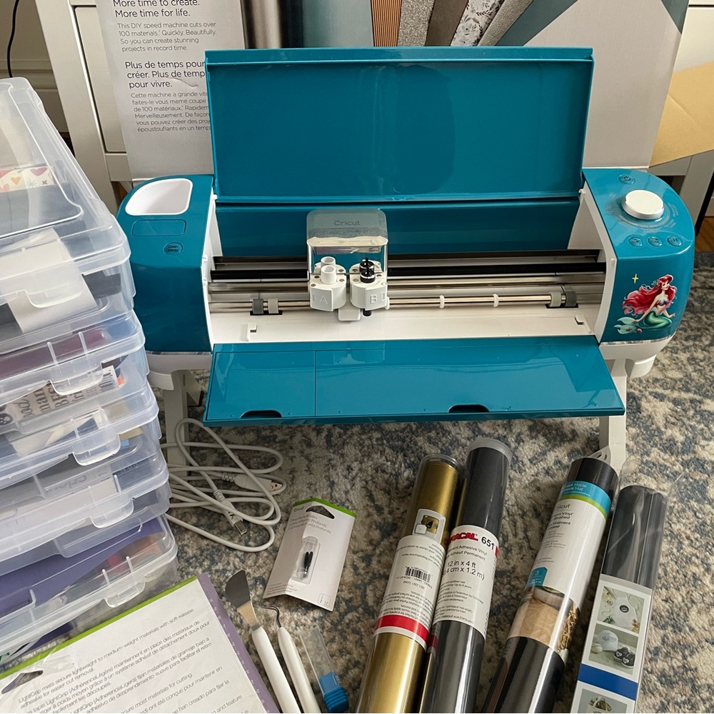 Cricut Explore Air 2 Peacock  – Complete Ultimate Crafting Bundle